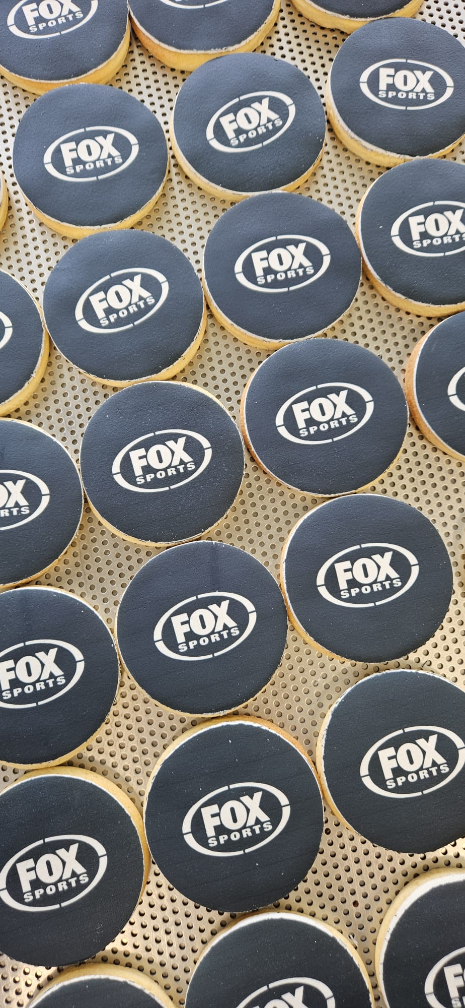 6cm Logo Cookies